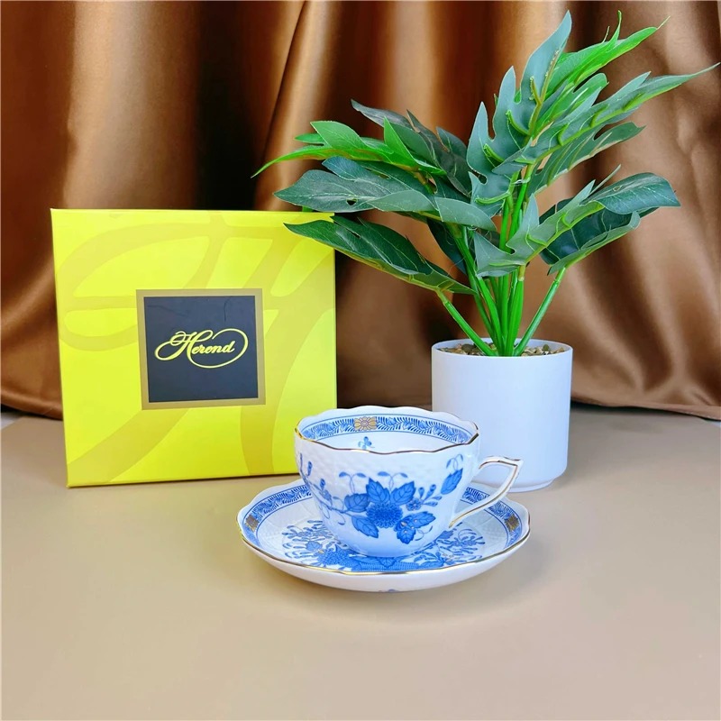 Набор кофейных чашек с блюдцам – обзор и цена Coffee Tea Gift Basket