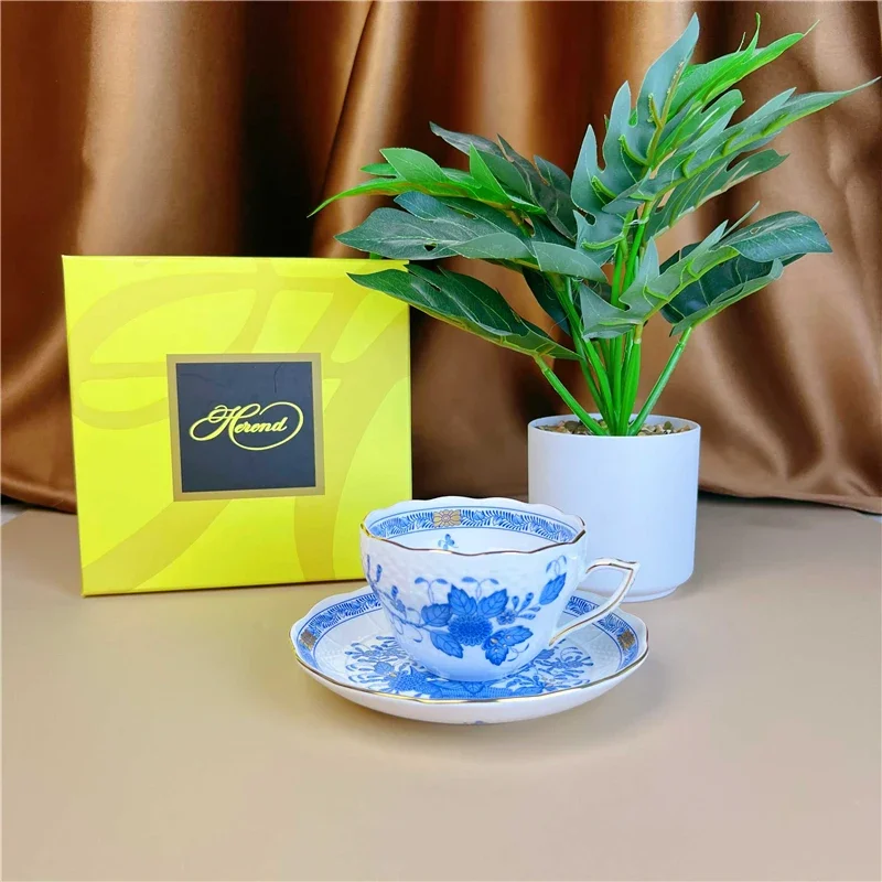 Набор кофейных чашек с блюдцам – обзор и цена Coffee Tea Gift Basket