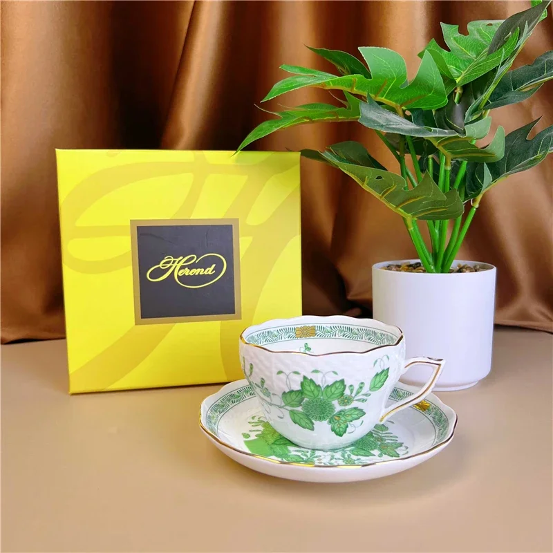 Набор кофейных чашек с блюдцам – обзор и цена Coffee Tea Gift Basket